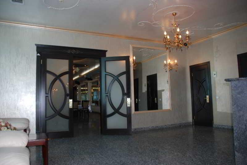 Royal Palace Hotel Almaty Bagian luar foto